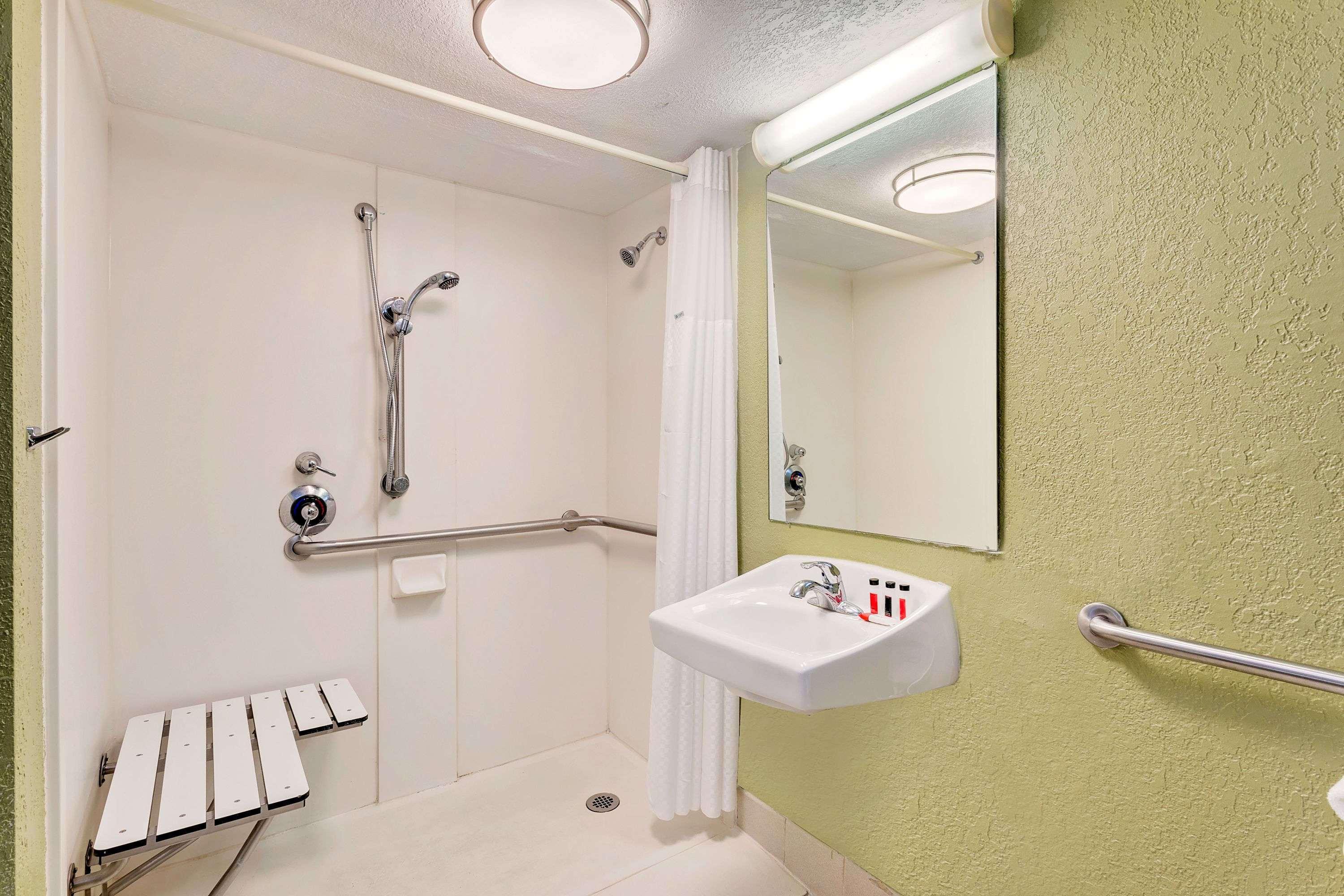 Baymont By Wyndham Jacksonville Orange Park Екстер'єр фото