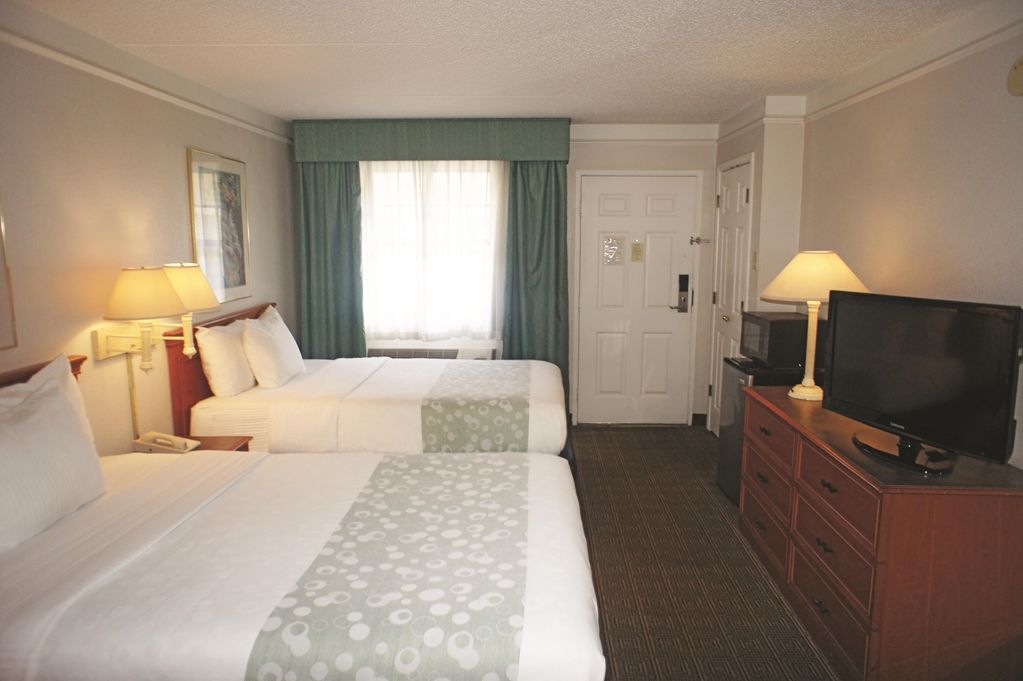 Baymont By Wyndham Jacksonville Orange Park Номер фото